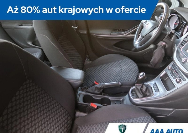 Opel Astra cena 47000 przebieg: 135070, rok produkcji 2019 z Płoty małe 154